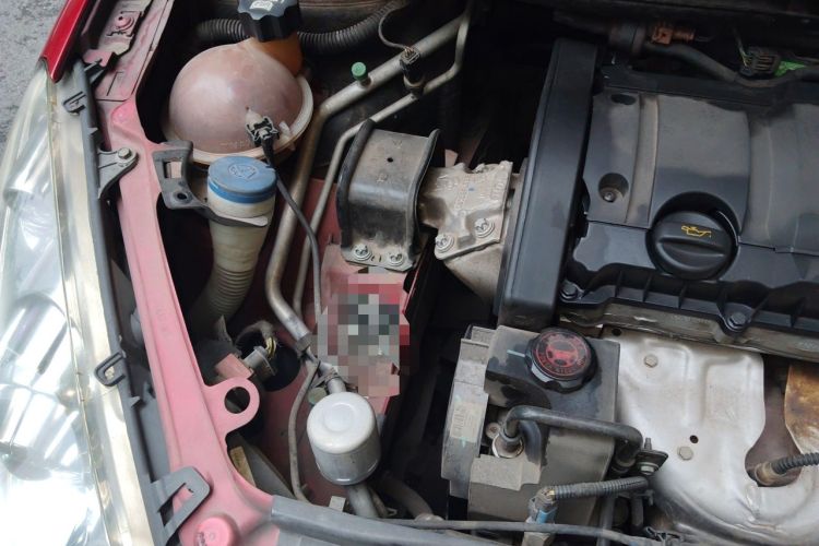 Used Peugeot 307 2010 Hatchback 1.6L Automatic Comfort Edition Engine Bay Right