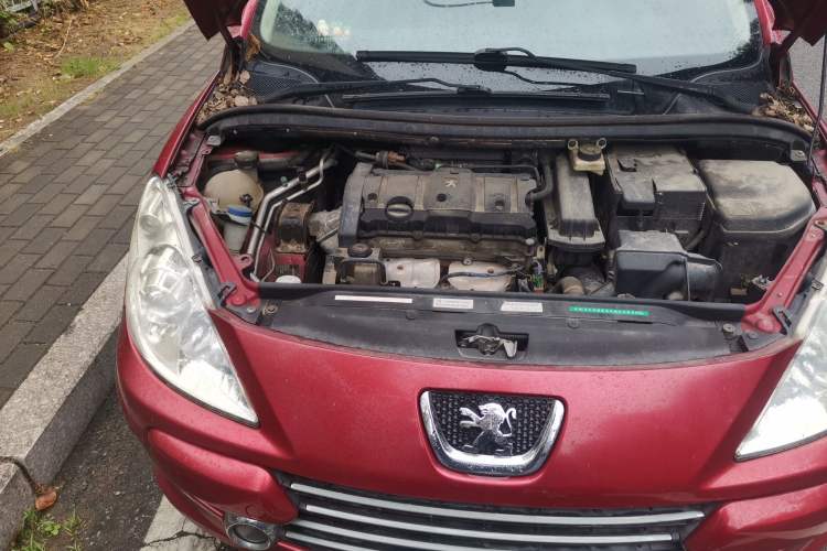 Used Peugeot 307 2010 Hatchback 1.6L Automatic Comfort Edition Engine Bay Right