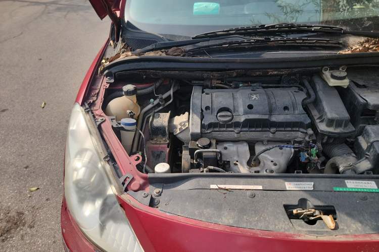 Used Peugeot 307 2010 Hatchback 1.6L Manual Comfort Edition Engine Bay Right