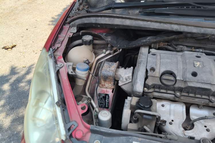 Used Peugeot 307 2010 Hatchback 1.6L Automatic Comfort Edition Engine Bay Right