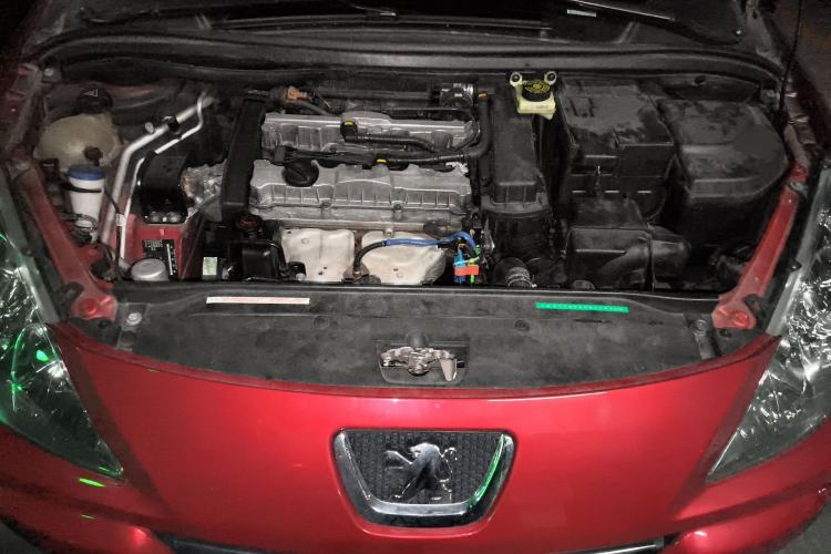 Used Peugeot 307 2010 Hatchback 1.6L Automatic Comfort Edition Engine Bay