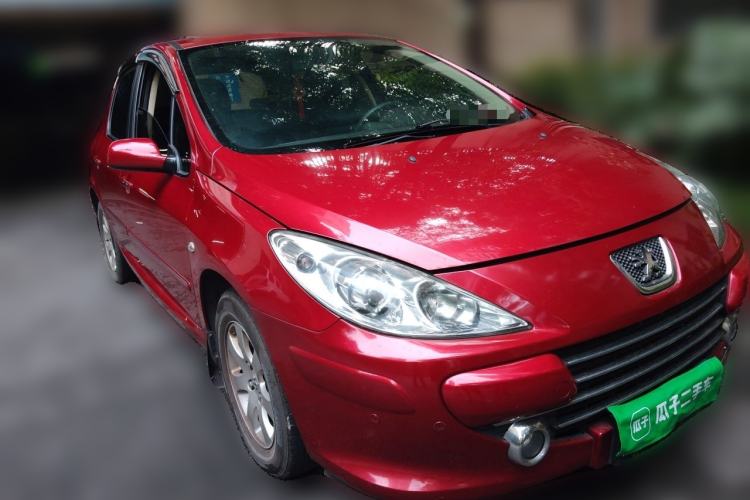 Used Peugeot 307 2010 Hatchback 1.6L Automatic Comfort Edition Front Right 45 Deg