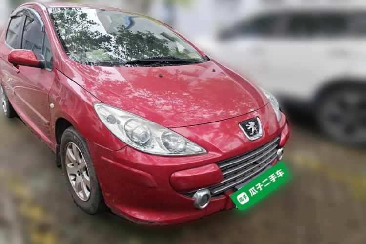 Used Peugeot 307 2010 Hatchback 1.6L Automatic Comfort Edition Front Right 45 Deg