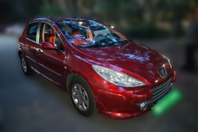 Used Peugeot 307 2010 Hatchback 1.6L Automatic Comfort Edition Front Right 45 Deg
