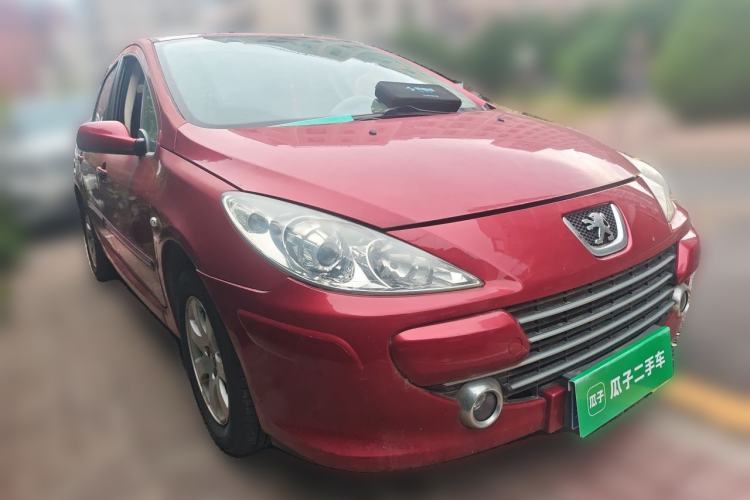 Used Peugeot 307 2010 Hatchback 1.6L Automatic Comfort Edition Front Right 45 Deg
