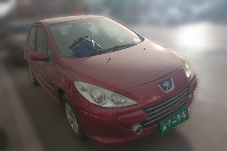 Used Peugeot 307 2010 Hatchback 1.6L Manual Comfort Edition Front Right 45 Deg