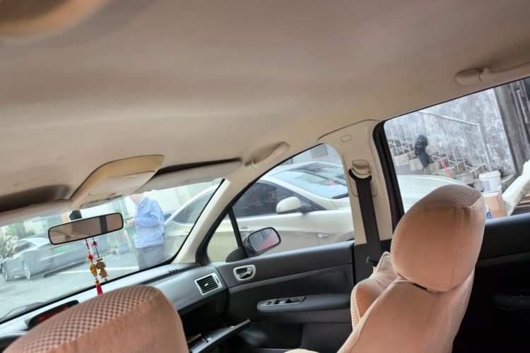 Used Peugeot 307 2010 Hatchback 1.6L Automatic Comfort Edition Headliner