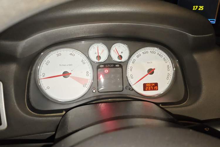 Used Peugeot 307 2010 Hatchback 1.6L Manual Comfort Edition Instrument Cluster