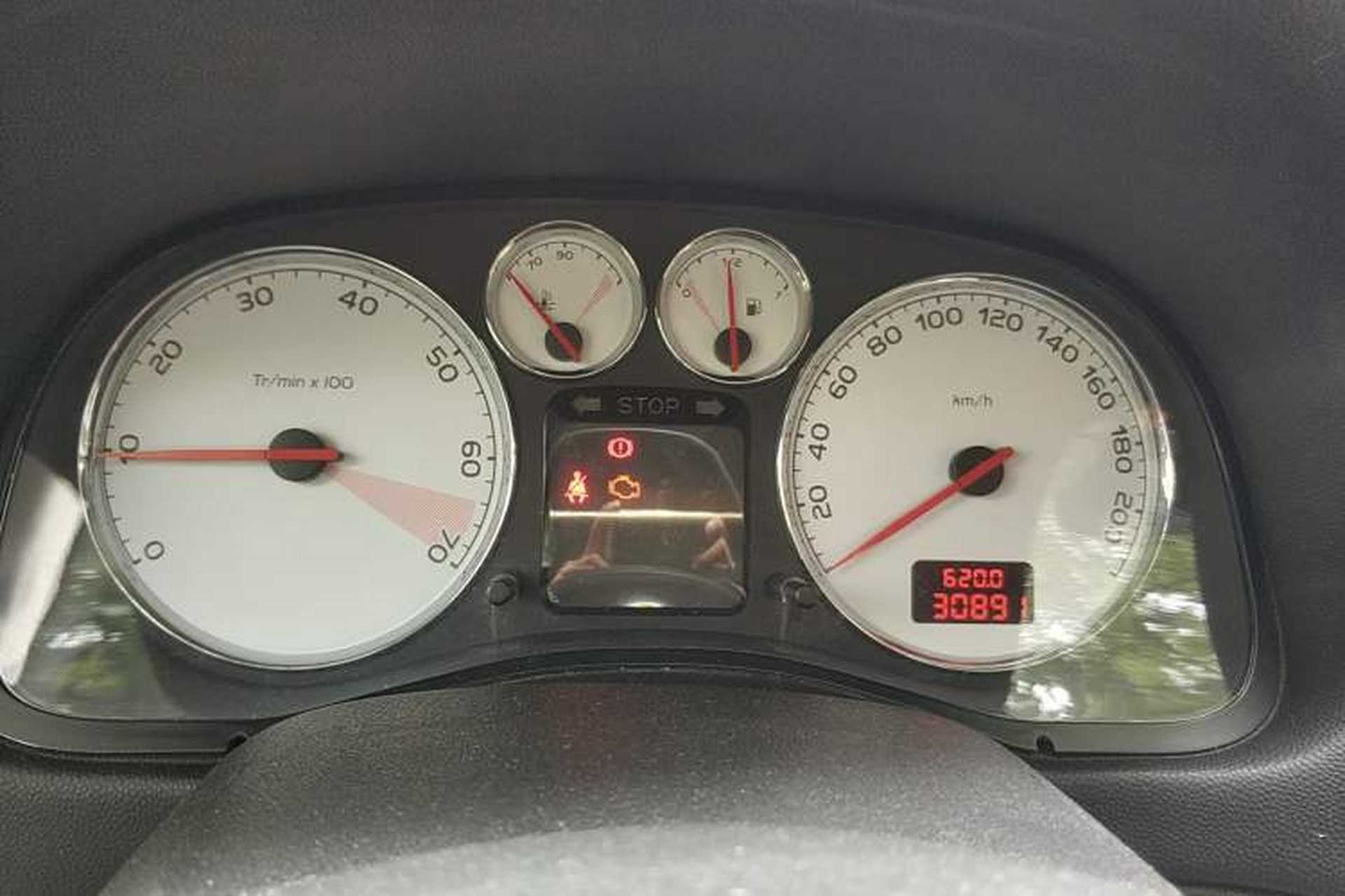 Used Peugeot 307 2010 Hatchback 1.6L Manual Comfort Edition Instrument Cluster