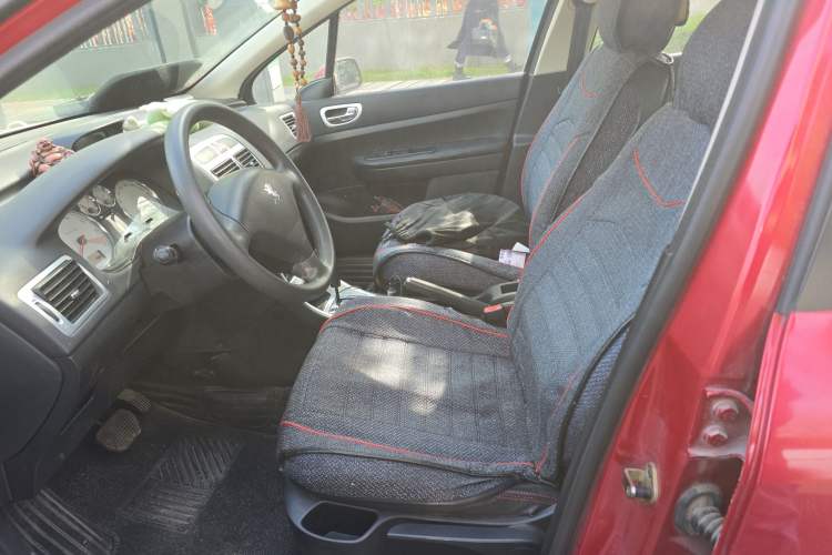 Used Peugeot 307 2010 Sedan 1.6L Automatic Comfort Edition Left Front Seat