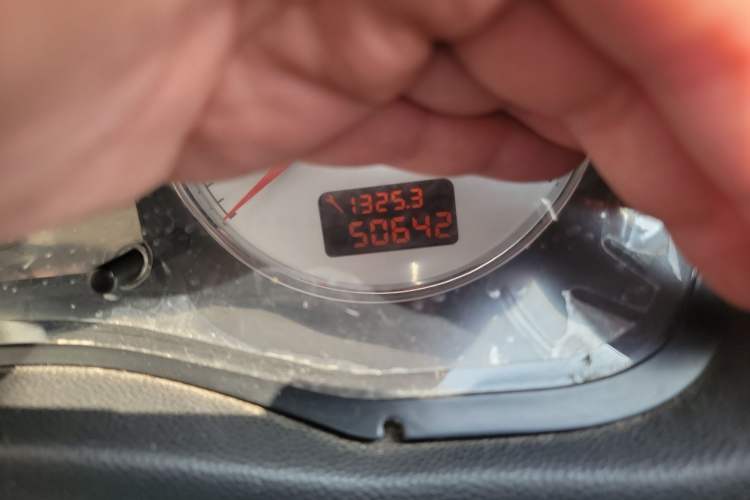 Used Peugeot 307 2010 Hatchback 1.6L Manual Comfort Edition Odometer Close Up