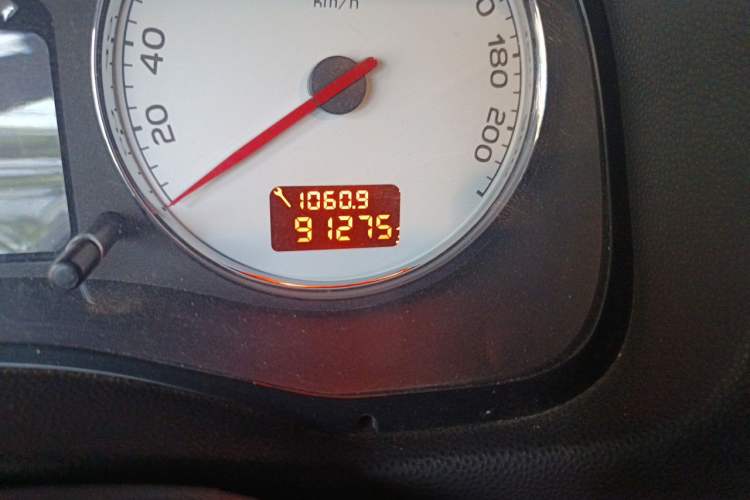 Used Peugeot 307 2010 Hatchback 1.6L Automatic Comfort Edition Odometer Close Up
