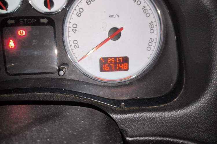 Used Peugeot 307 2010 Hatchback 1.6L Automatic Comfort Edition Odometer Close Up