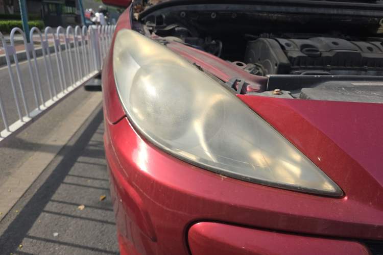 Used Peugeot 307 2010 Sedan 1.6L Automatic Comfort Edition Right Front Headlight