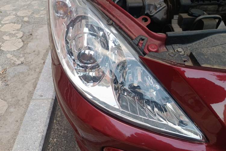 Used Peugeot 307 2010 Hatchback 1.6L Automatic Comfort Edition Right Front Headlight