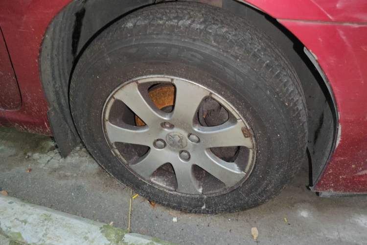 Used Peugeot 307 2010 Hatchback 1.6L Manual Comfort Edition Right Front Wheel Hub