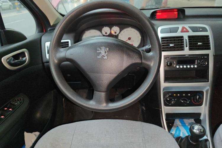 Used Peugeot 307 2010 Hatchback 1.6L Manual Comfort Edition Steering Wheel