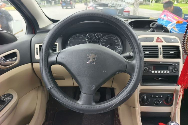Used Peugeot 307 2010 Hatchback 1.6L Manual Comfort Edition Steering Wheel