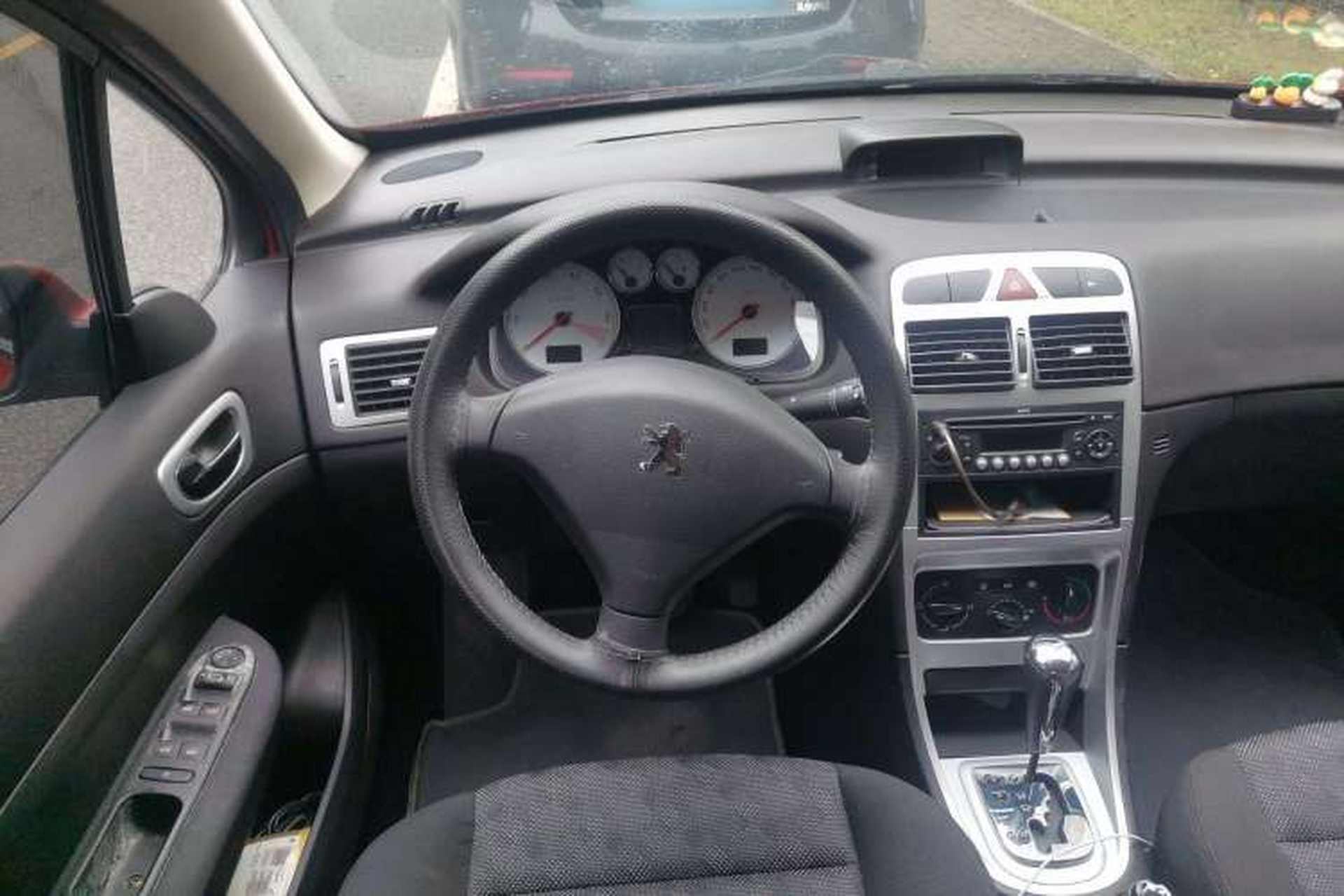 Used Peugeot 307 2010 Hatchback 1.6L Automatic Comfort Edition Steering Wheel