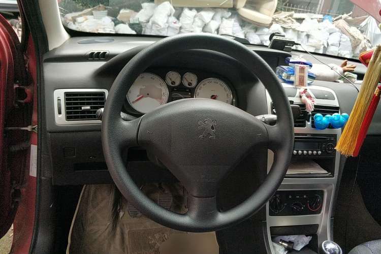 Used Peugeot 307 2010 Hatchback 1.6L Manual Comfort Edition Steering Wheel