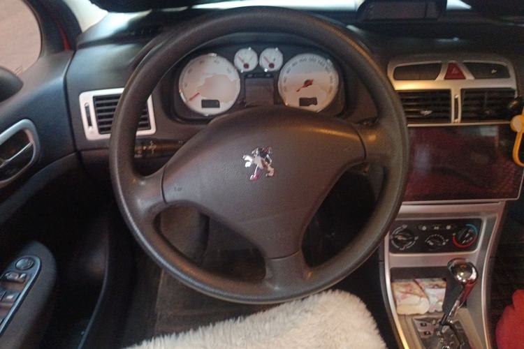 Used Peugeot 307 2010 Hatchback 1.6L Automatic Comfort Edition Steering Wheel