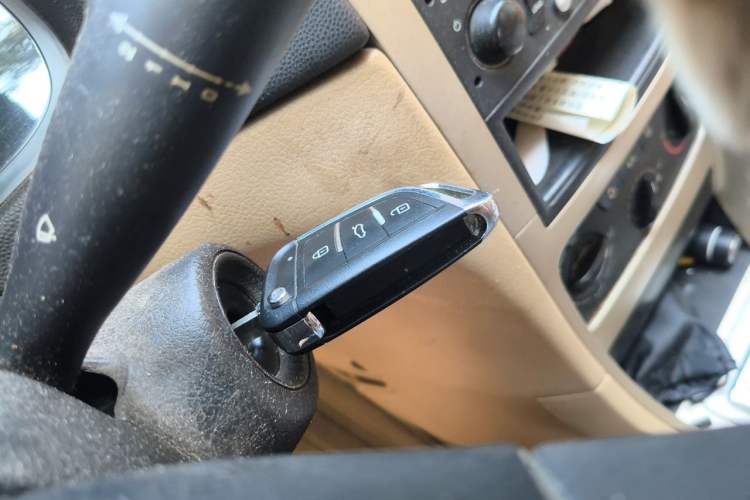Used Peugeot 307 2010 Hatchback 1.6L Automatic Comfort Edition Vehicle Key