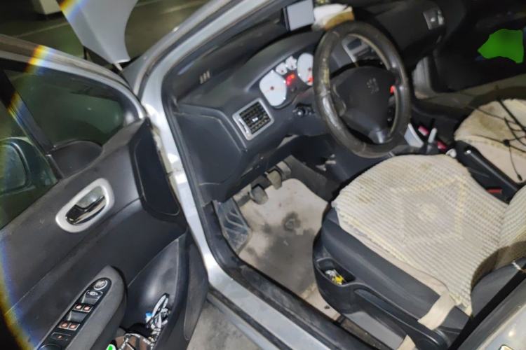 Used Peugeot 307 2010 Sedan 1.6L Manual Comfort Edition Driver Seat