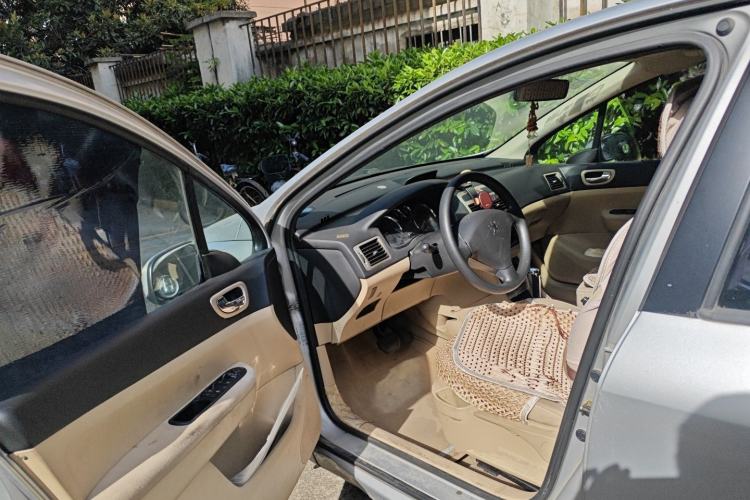 Used Peugeot 307 2010 Sedan 1.6L Automatic Comfort Edition Driver Seat