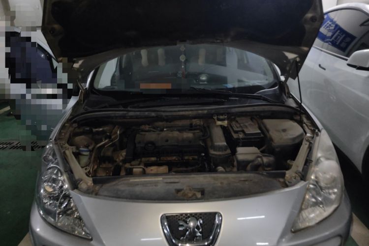 Used Peugeot 307 2010 Hatchback 1.6L Manual Comfort Edition Engine Bay