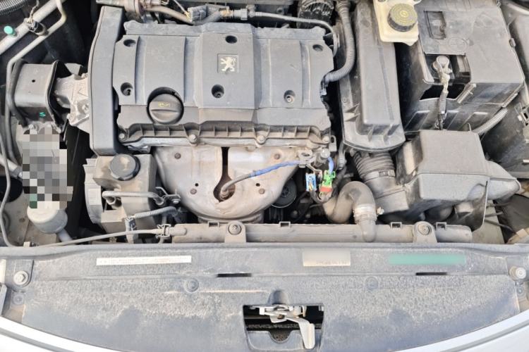 Used Peugeot 307 2010 Sedan 1.6L Manual Comfort Edition Engine Bay