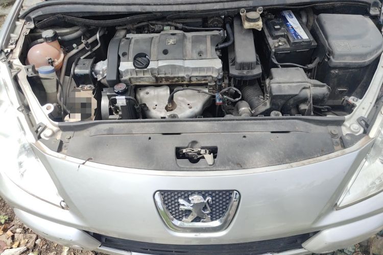 Used Peugeot 307 2010 Sedan 1.6L Manual Comfort Edition Engine Bay