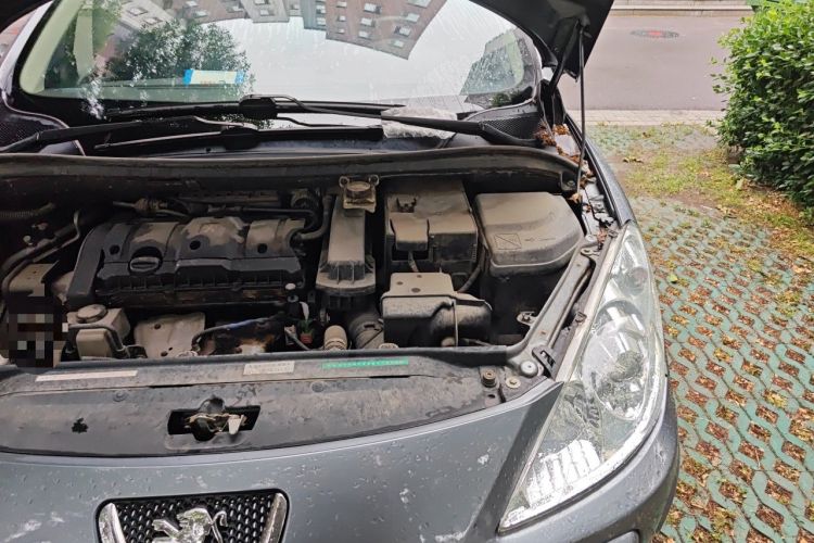 Used Peugeot 307 2010 Hatchback 1.6L Manual Comfort Edition Engine Bay Left