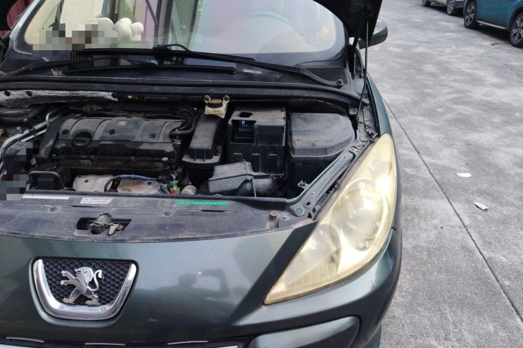 Used Peugeot 307 2010 Hatchback 1.6L Manual Comfort Edition Engine Bay Left