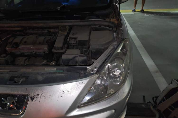 Used Peugeot 307 2010 Hatchback 1.6L Manual Comfort Edition Engine Bay Left
