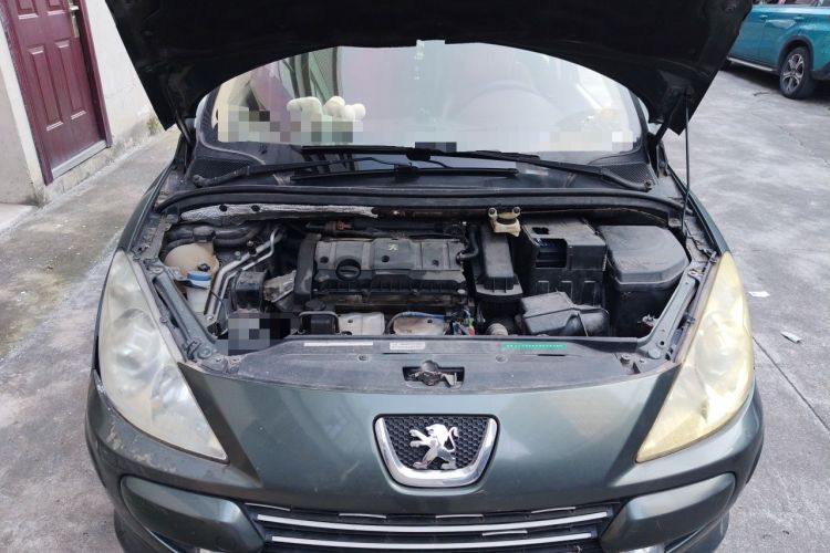Used Peugeot 307 2010 Hatchback 1.6L Manual Comfort Edition Engine Bay