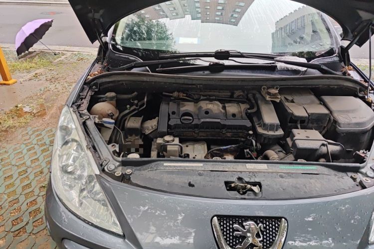 Used Peugeot 307 2010 Hatchback 1.6L Manual Comfort Edition Engine Bay Right