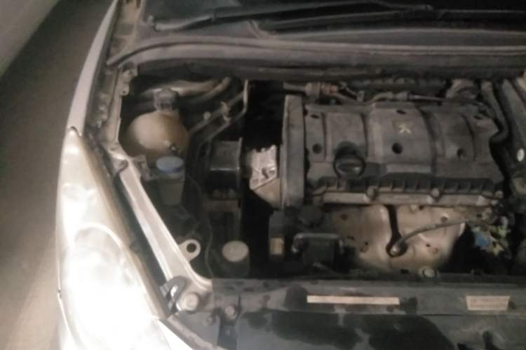 Used Peugeot 307 2010 Hatchback 1.6L Automatic Comfort Edition Engine Bay Right