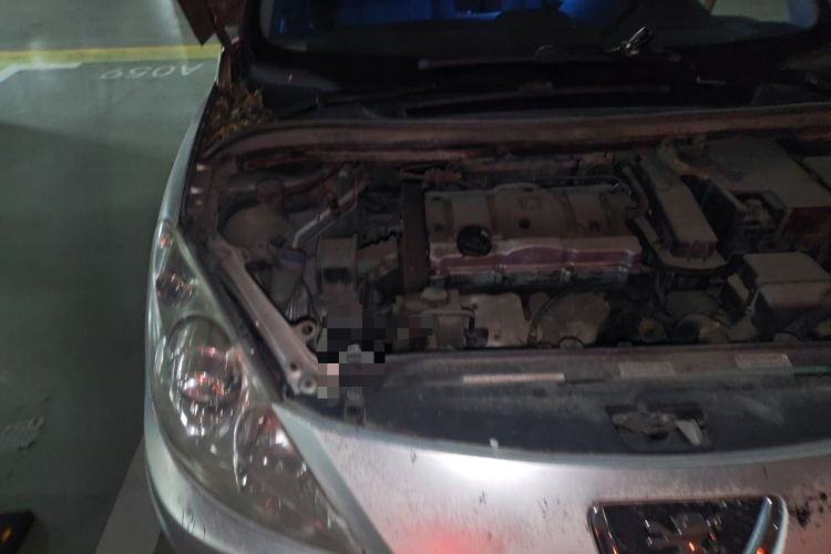 Used Peugeot 307 2010 Hatchback 1.6L Manual Comfort Edition Engine Bay Right