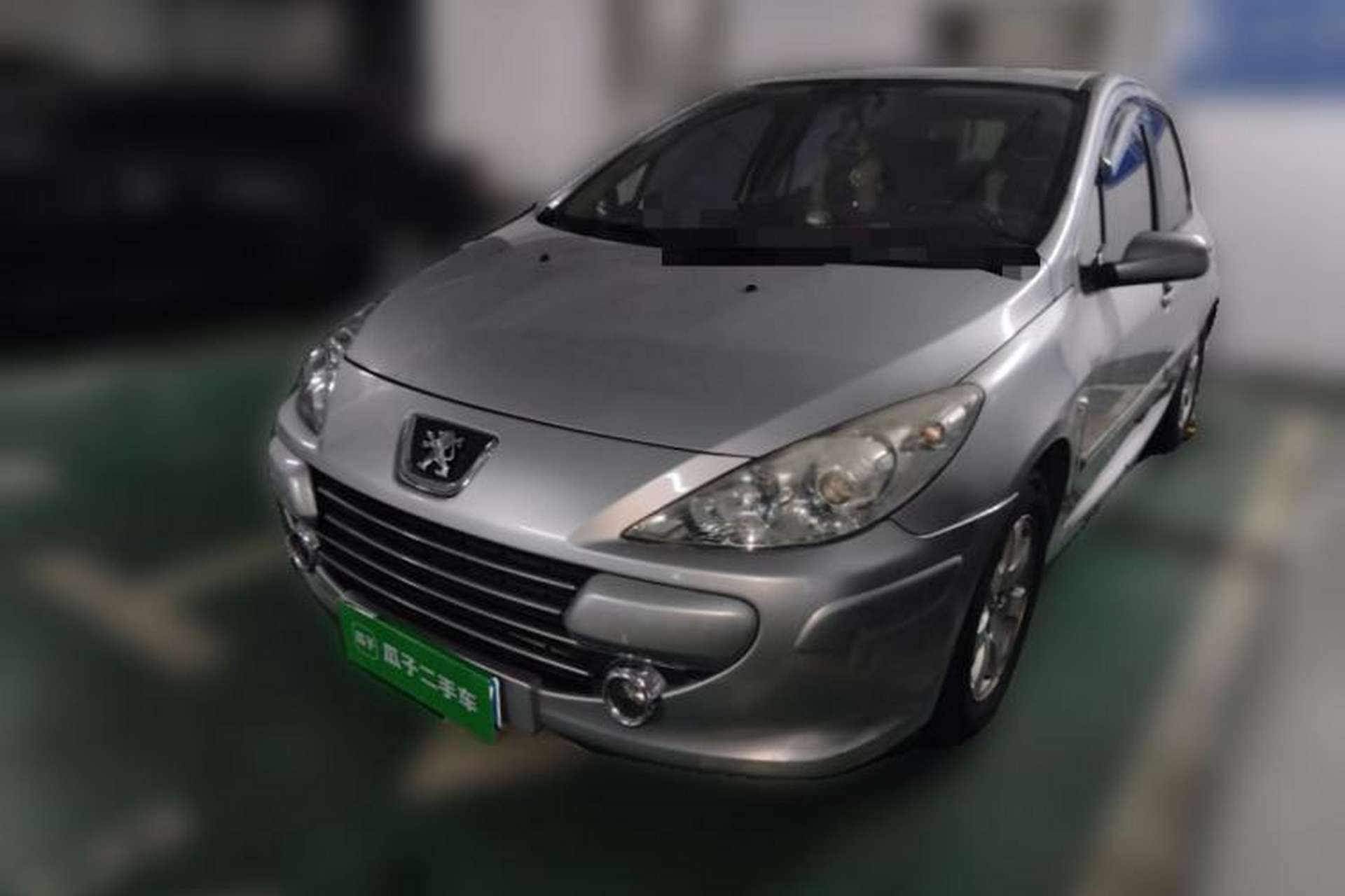 Used Peugeot 307 2010 Hatchback 1.6L Manual Comfort Edition Front Left 45 Deg