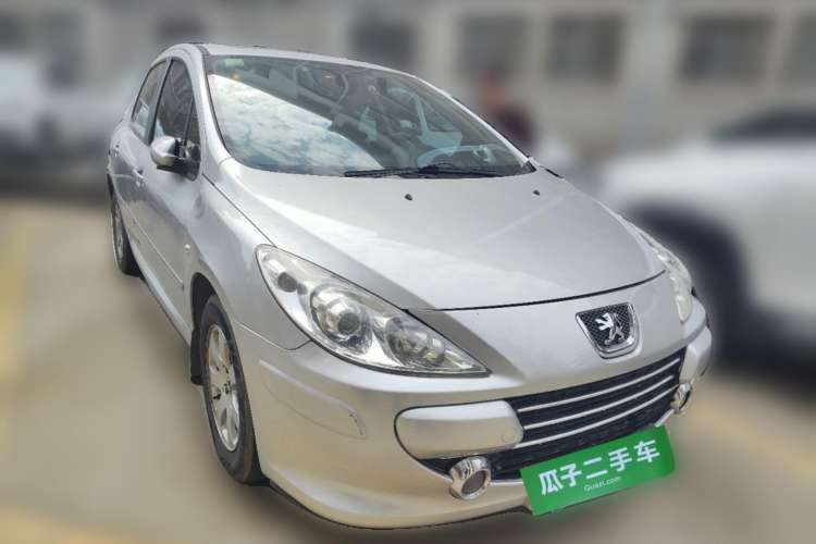Used Peugeot 307 2010 Hatchback 1.6L Automatic Comfort Edition Front Right 45 Deg