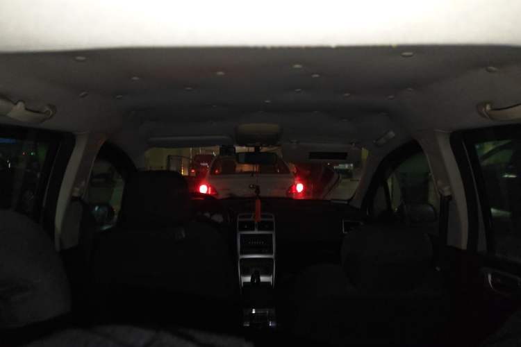 Used Peugeot 307 2010 Hatchback 1.6L Manual Comfort Edition Headliner