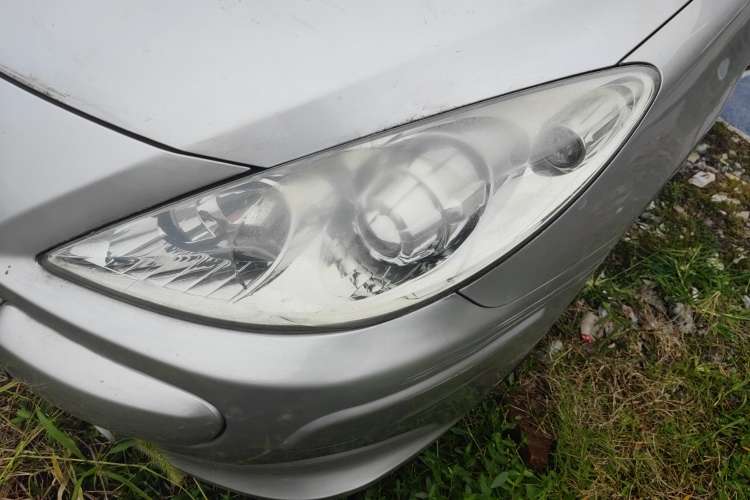 Used Peugeot 307 2010 Hatchback 1.6L Manual Comfort Edition Left Front Headlight