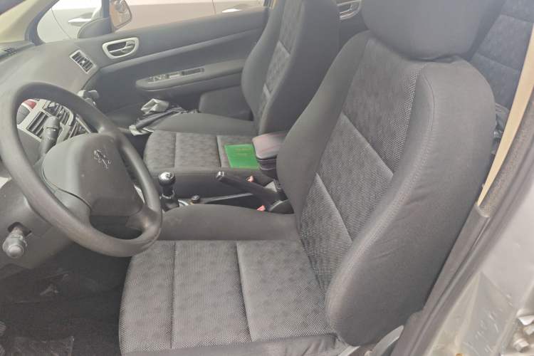 Used Peugeot 307 2010 Hatchback 1.6L Manual Comfort Edition Left Front Seat