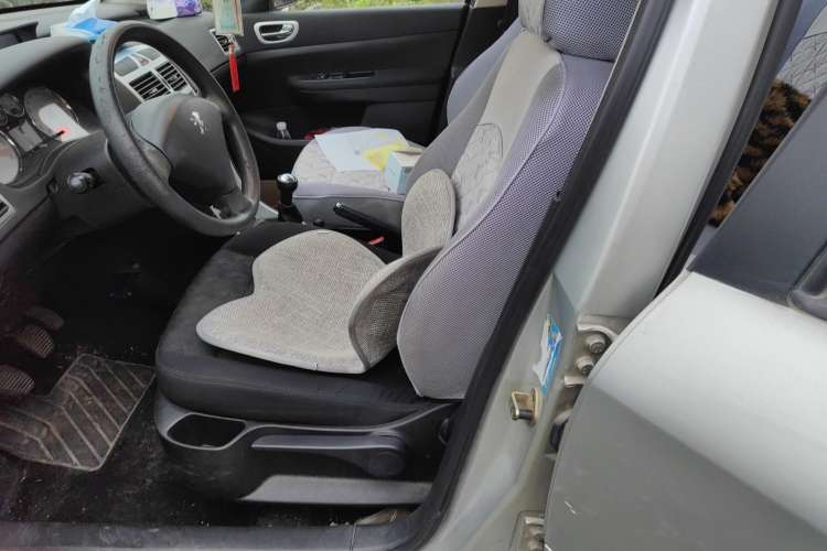 Used Peugeot 307 2010 Hatchback 1.6L Manual Comfort Edition Left Front Seat