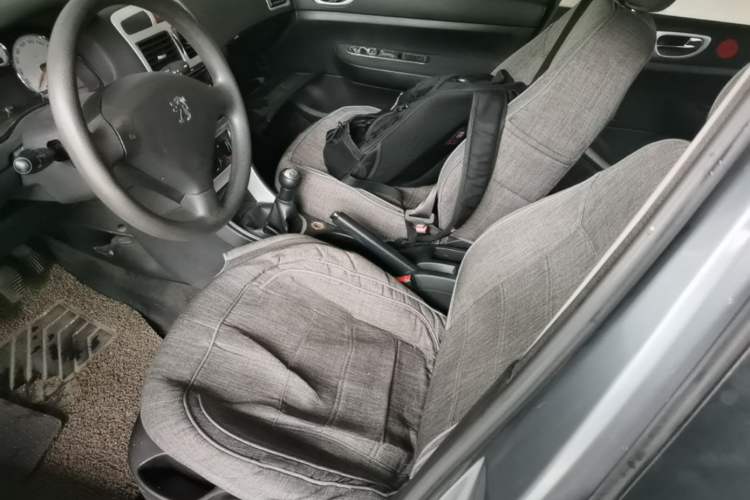 Used Peugeot 307 2010 Hatchback 1.6L Manual Comfort Edition Left Front Seat