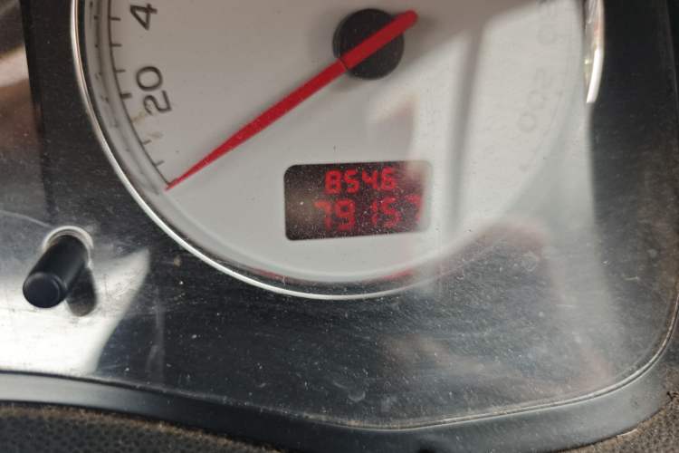 Used Peugeot 307 2010 Hatchback 1.6L Manual Comfort Edition Odometer Close Up