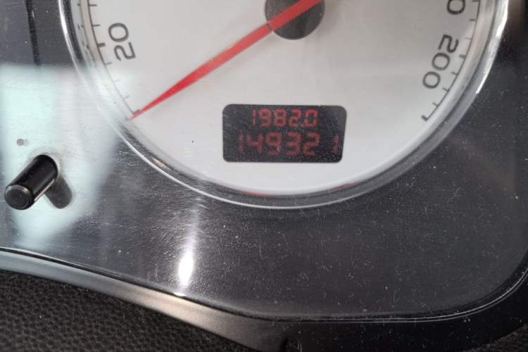 Used Peugeot 307 2010 Sedan 1.6L Automatic Comfort Edition Odometer Close Up