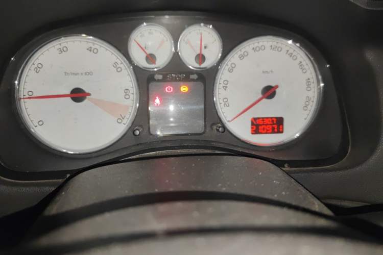 Used Peugeot 307 2010 Sedan 1.6L Manual Comfort Edition Odometer Close Up