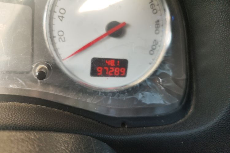 Used Peugeot 307 2010 Hatchback 2.0L Manual Comfort Edition Odometer Close Up