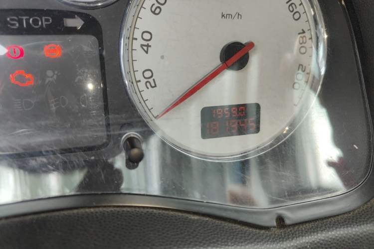 Used Peugeot 307 2010 Sedan 1.6L Manual Comfort Edition Odometer Close Up